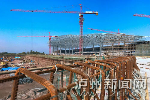 州云龍機場正全速推進建設，確保7月1日前投入運行。 瀘州日報記者 牟科 攝3